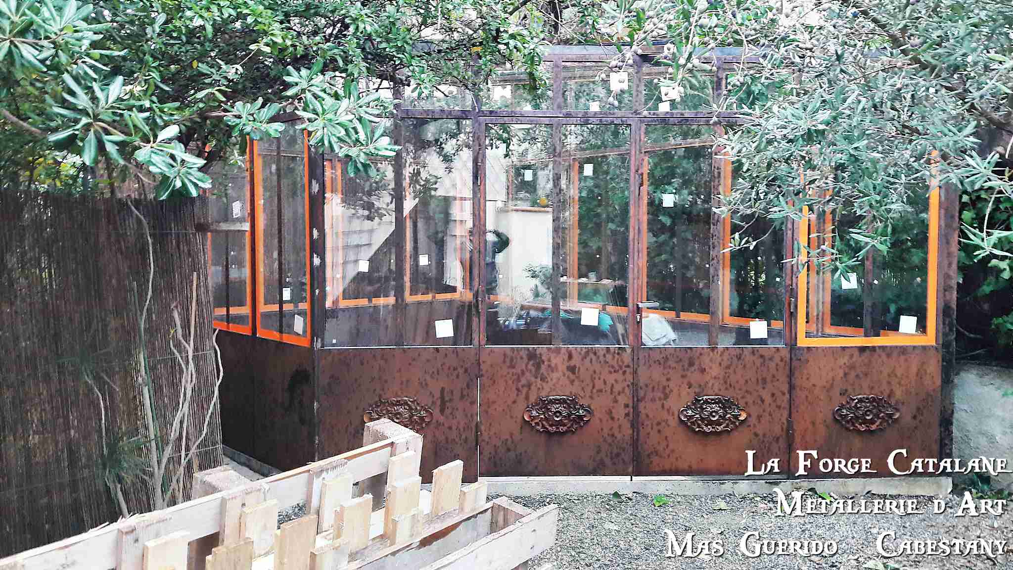 atelier d artiste verriere ancien atelier rouille forge catalane.jpg